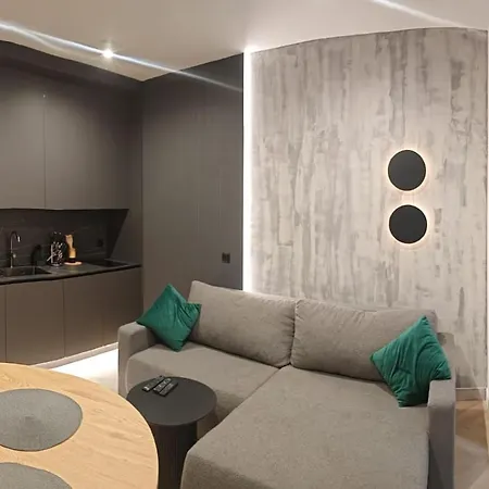 Apartment 110 Grand Bulwar *