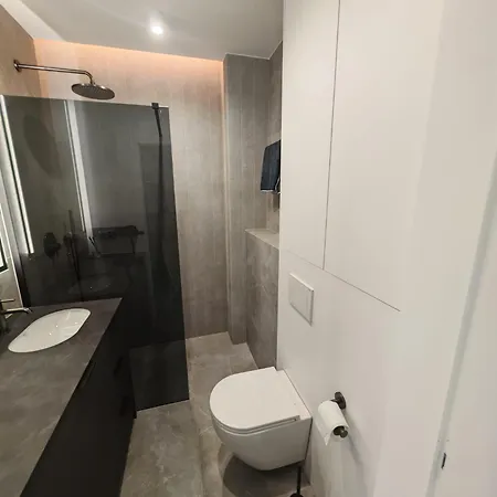 110 Grand Bulwar