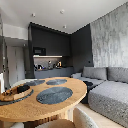 110 Grand Bulwar * شتشيتسين