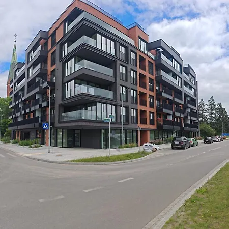 110 Grand Bulwar Apartment